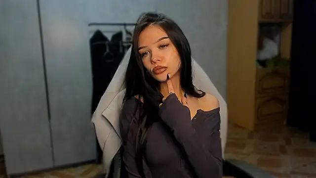 Snapshot of SweetyDeviliya chatting on 05/15/26, 02:35 SweetyDeviliya online show from 05/15/26, 02:35