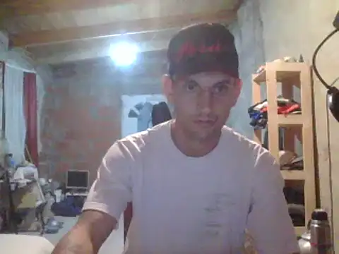 Snapshot of elsaiya chatting on 01/22/25, 02:04 elsaiya online show from 01/22/25, 02:04