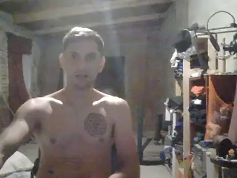 Snapshot of elsaiya chatting on 01/31/25, 02:04 elsaiya online show from 01/31/25, 02:04