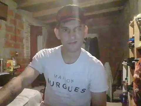 Snapshot of elsaiya chatting on 02/06/25, 02:55 elsaiya online show from 02/06/25, 02:55