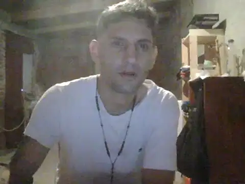 Snapshot of elsaiya chatting on 02/12/25, 03:18 elsaiya online show from 02/12/25, 03:18