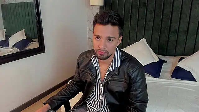 Edward max online show from 02/07/25, 12:39