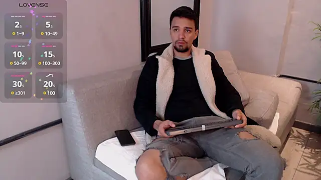 Edward max online show from 02/08/25, 03:30