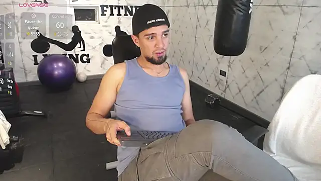 Edward max online show from 02/20/25, 05:44