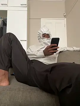 Snapshot of Mischevous_T69 chatting on 11/08/25, 08:47 Mischevous T69 online show from 11/08/25, 08:47