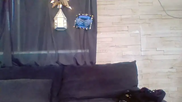 Snapshot of DevilsAngel13 chatting on 10/23/25, 08:13 DevilsAngel13 online show from 10/23/25, 08:13