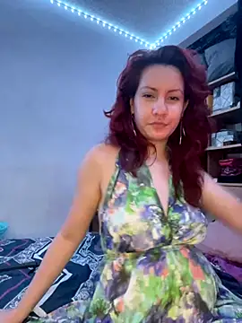 Nina-Chick777 online show from 09/25/25, 09:13