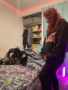 Nina-Chick777 online show from 10/09/25, 07:50