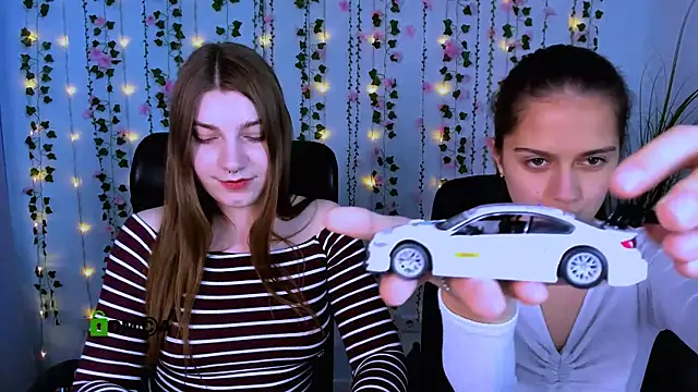 pure radiance1 online show from 10/09/25, 01:09