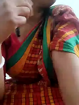 Snapshot of Priya_2222 chatting on 02/03/25, 04:41 Priya 2222 online show from 02/03/25, 04:41
