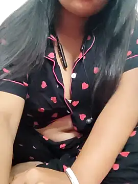 Snapshot of Priya_2222 chatting on 02/16/25, 04:32 Priya 2222 online show from 02/16/25, 04:32