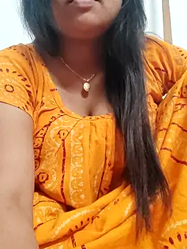 Snapshot of Priya_2222 chatting on 02/28/25, 11:25 Priya 2222 online show from 02/28/25, 11:25