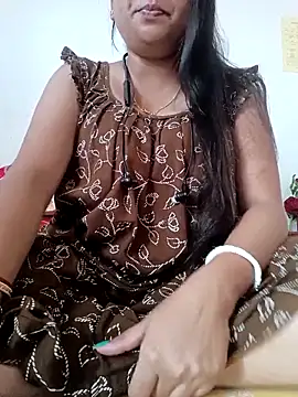 Snapshot of Priya_2222 chatting on 11/03/25, 06:03 Priya 2222 online show from 11/03/25, 06:03