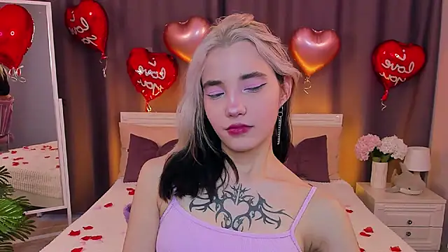 as1an girlfriend online show from 02/18/25, 10:05