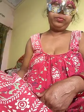 Snapshot of tinabhabhi chatting on 02/07/26, 06:44 tinabhabhi online show from 02/07/26, 06:44