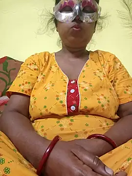 Snapshot of tinabhabhi chatting on 02/23/26, 07:11 tinabhabhi online show from 02/23/26, 07:11