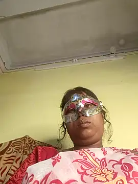 Snapshot of tinabhabhi chatting on 03/27/26, 10:48 tinabhabhi online show from 03/27/26, 10:48