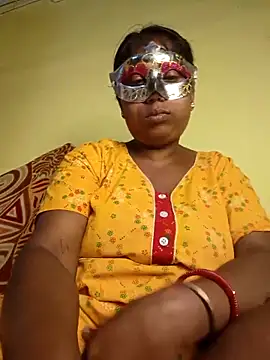 Snapshot of tinabhabhi chatting on 04/02/26, 10:02 tinabhabhi online show from 04/02/26, 10:02