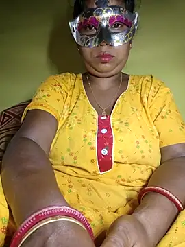 Snapshot of tinabhabhi chatting on 06/12/26, 11:31 tinabhabhi online show from 06/12/26, 11:31