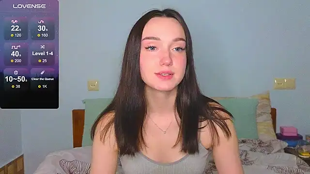 Wild Sophie  online show from 12/17/24, 01:16