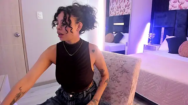 Snapshot of KatherineGomez chatting on 07/16/26, 02:28 KatherineGomez online show from 07/16/26, 02:28