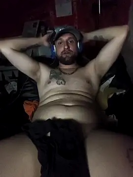 Snapshot of Ozomitro chatting on 11/07/25, 12:10 Ozomitro online show from 11/07/25, 12:10