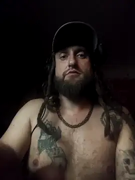 Snapshot of Ozomitro chatting on 12/14/25, 08:57 Ozomitro online show from 12/14/25, 08:57