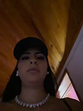 Hilary pinkk online show from 05/27/26, 01:24