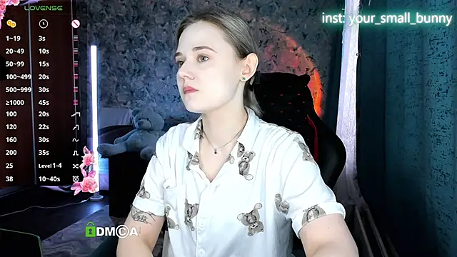 Snapshot of Your_small_bunny chatting on 03/17/26, 02:05 Your small bunny online show from 03/17/26, 02:05
