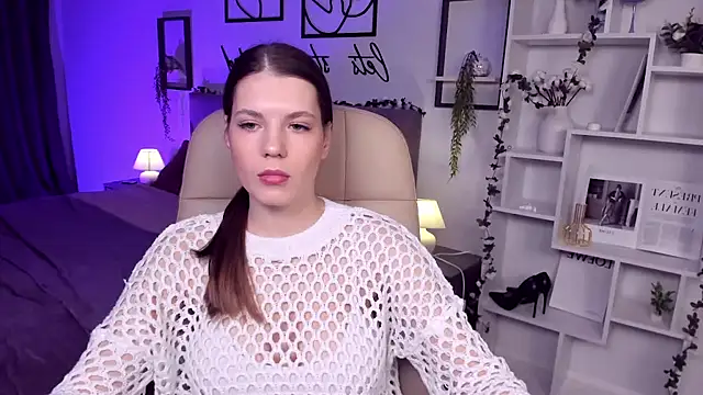 BellaSweetHeart online show from 02/04/25, 01:48