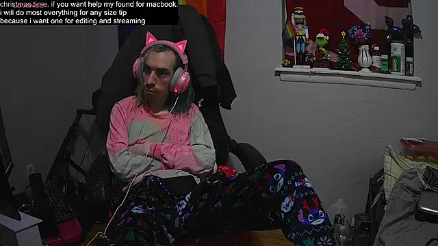tallnerdyguy online show from 01/04/25, 02:56