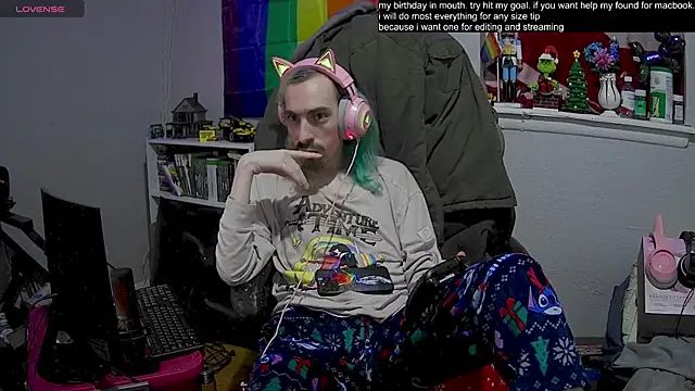 tallnerdyguy online show from 01/17/25, 02:18