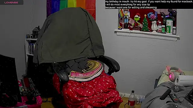 tallnerdyguy online show from 01/28/25, 01:29