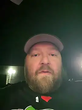 Strong Bear89 online show from 01/22/25, 09:02