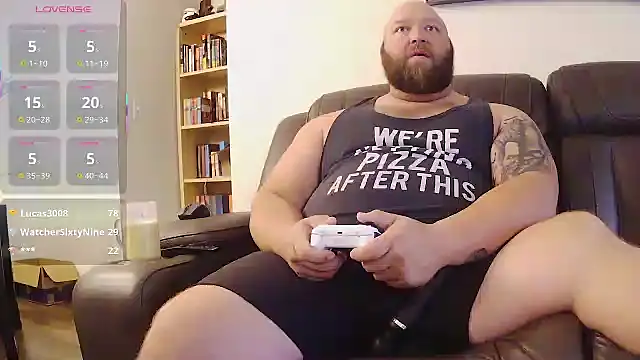 Strong Bear89 online show from 10/24/25, 01:18