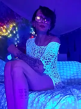 ivylee31 online show from 02/04/26, 03:12