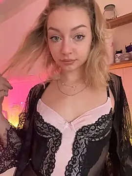 melissa grr online show from 10/15/25, 01:33