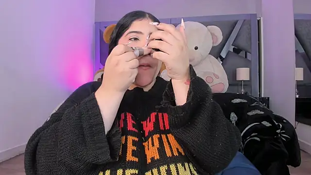 AmberiniHoffman online show from 10/17/25, 12:19