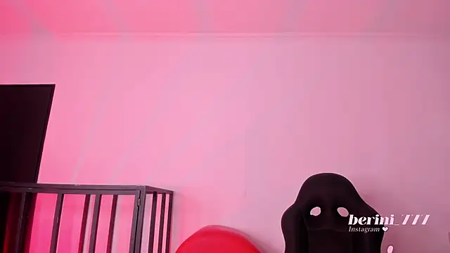 AmberiniHoffman online show from 07/10/26, 12:08