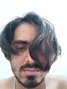 Snapshot of Samser0403 chatting on 10/29/25, 07:32 Samser0403 online show from 10/29/25, 07:32