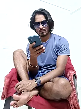 Snapshot of Samser0403 chatting on 11/27/25, 06:10 Samser0403 online show from 11/27/25, 06:10