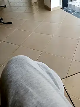 Snapshot of Anal_Fisting9 chatting on 02/27/25, 02:10 Anal Fisting9 online show from 02/27/25, 02:10