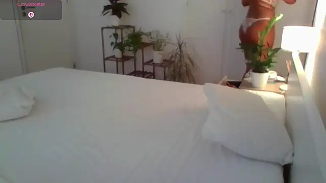 yournextdoorhottie online show from 04/30/26, 12:22