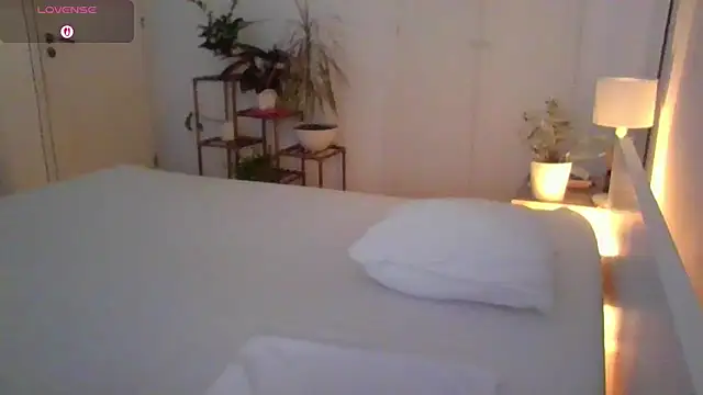 yournextdoorhottie online show from 05/13/26, 12:46
