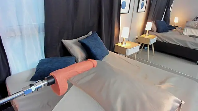 Snapshot of divine_sin chatting on 09/19/25, 07:03 divine sin online show from 09/19/25, 07:03