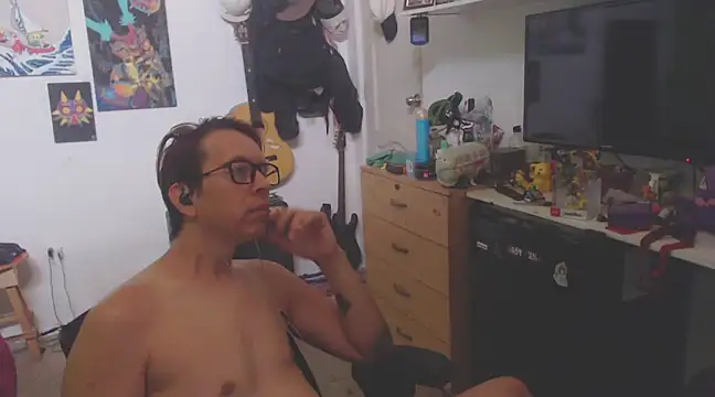 Snapshot of Pit_xxz chatting on 12/05/24, 03:17 Pit xxz online show from 12/05/24, 03:17