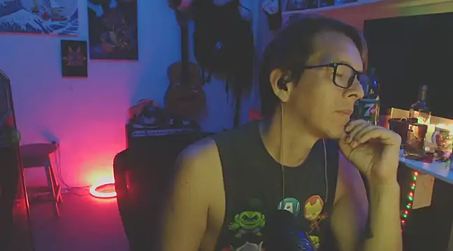 Snapshot of Pit_xxz chatting on 12/14/24, 06:13 Pit xxz online show from 12/14/24, 06:13