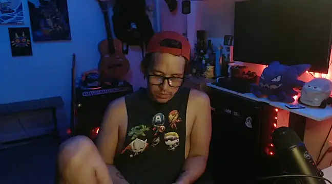 Snapshot of Pit_xxz chatting on 12/20/24, 07:33 Pit xxz online show from 12/20/24, 07:33