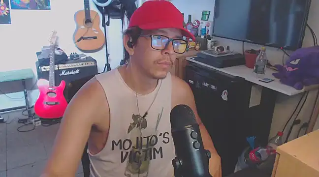 Snapshot of Pit_xxz chatting on 01/20/25, 07:46 Pit xxz online show from 01/20/25, 07:46