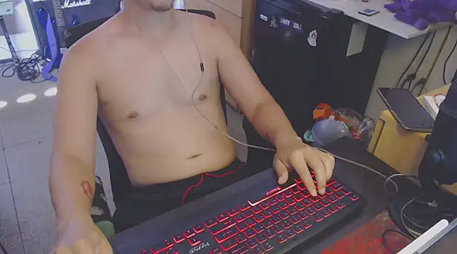 Snapshot of Pit_xxz chatting on 01/25/25, 08:31 Pit xxz online show from 01/25/25, 08:31